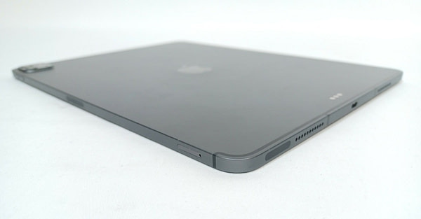 Apple iPad Pro 5th Gen (MHNW3LL/A, 12.9″, 256GB, Wi-Fi+Cellular, AT&T) Tablet Computers