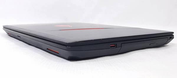 ASUS ROG Strix GL553VD-DS71 (15.6″, 16GB, 1TB, Core i7-7700HQ) Computers